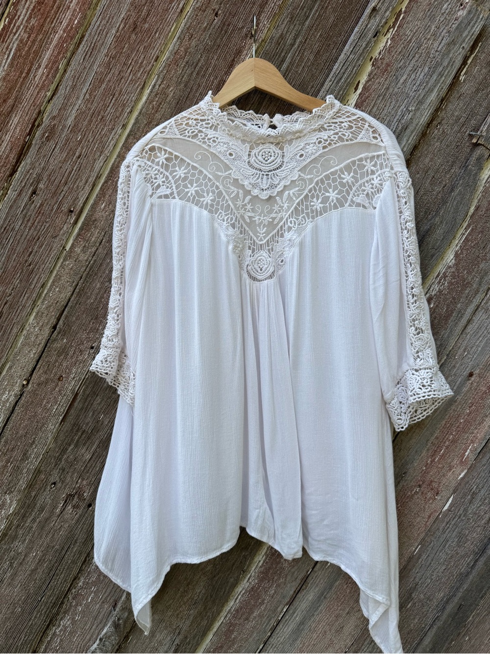 Sundance Ivory Lace Boho Tunic Top Crochet Yoke Handkerchief Hem L